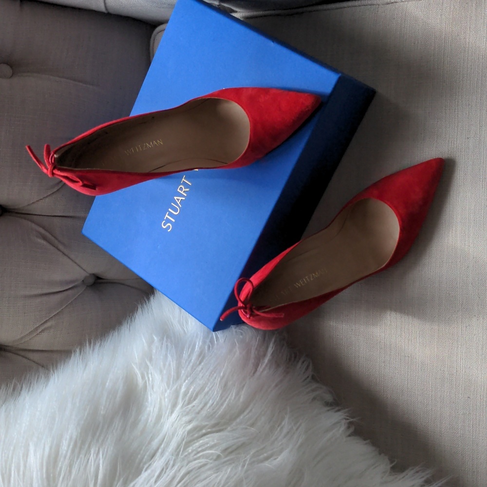 ❣️👠 Stuart Weitzman Red Suede Heels 👠❣️
